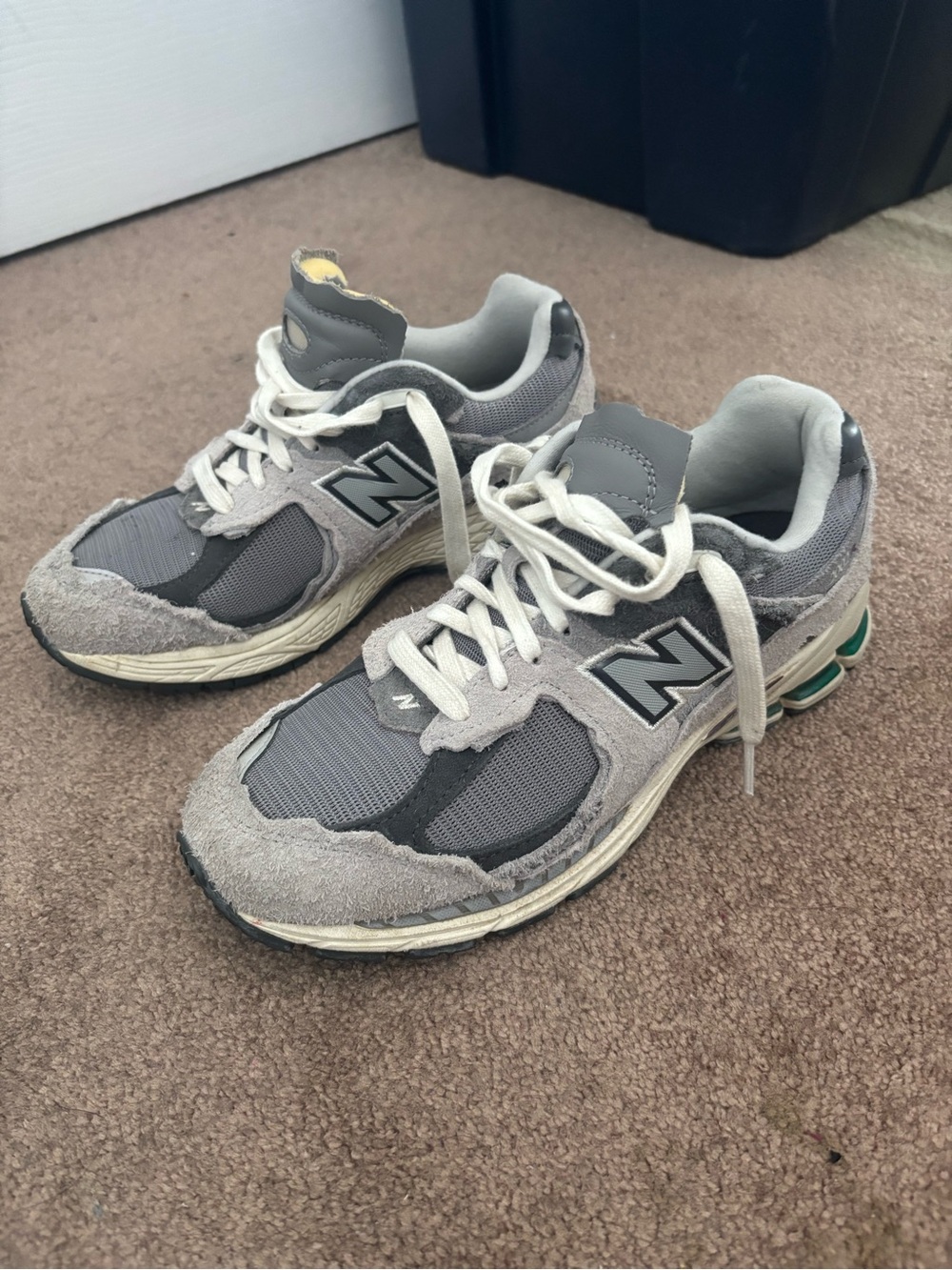 New Balance Unisex Gray Athletic Sneakers